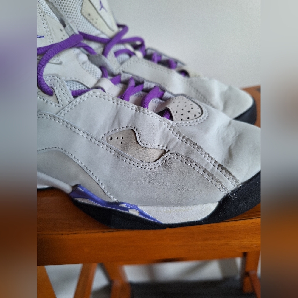 Air Jordan True Flight GS 'Base Grey Purple Venom' 6.5Y - Picture 5 of 11